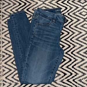 American eagle jeans!